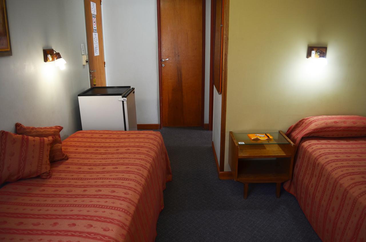 Hotel Huemul 헤네랄 로카 외부 사진