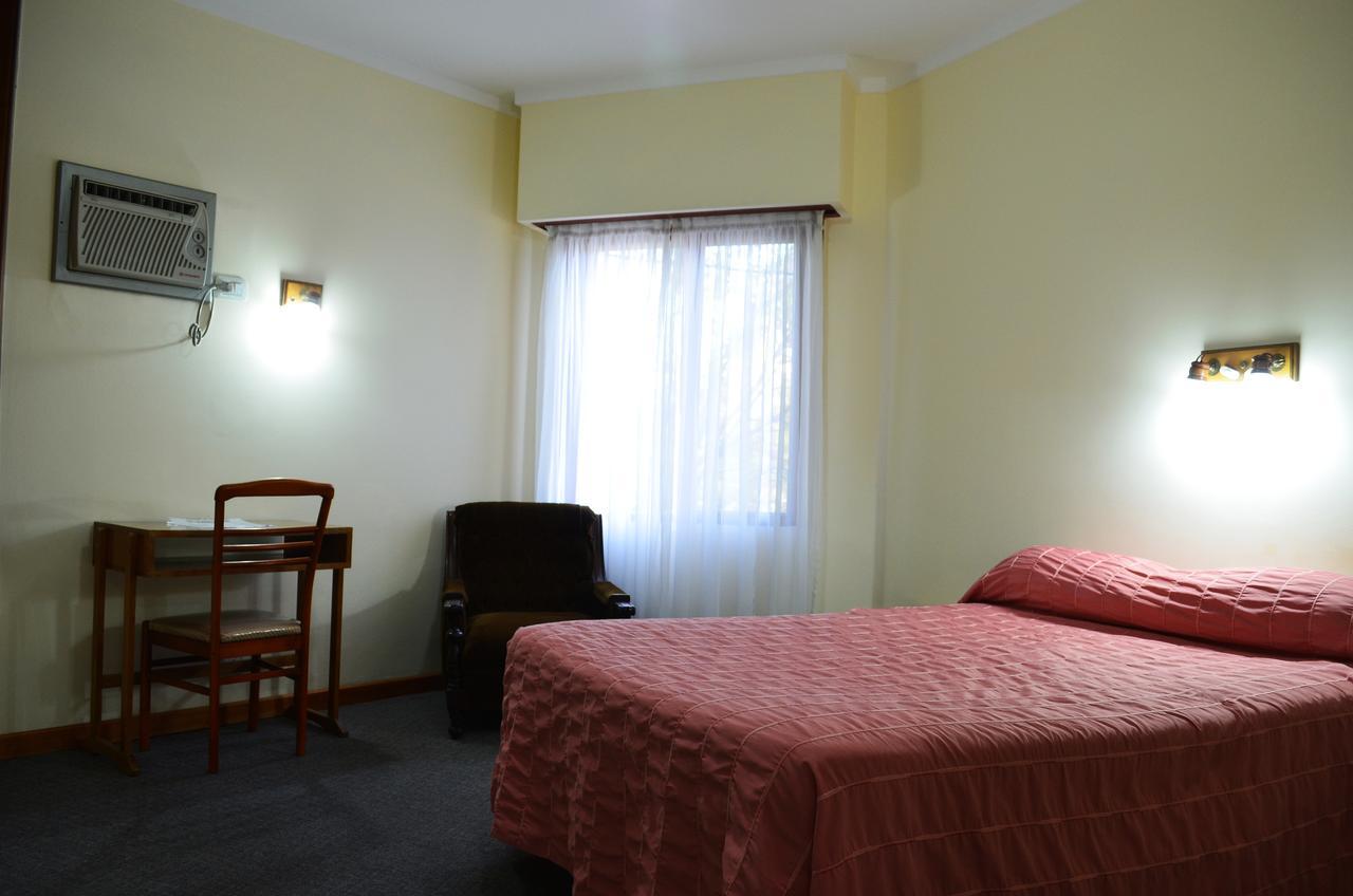 Hotel Huemul 헤네랄 로카 외부 사진